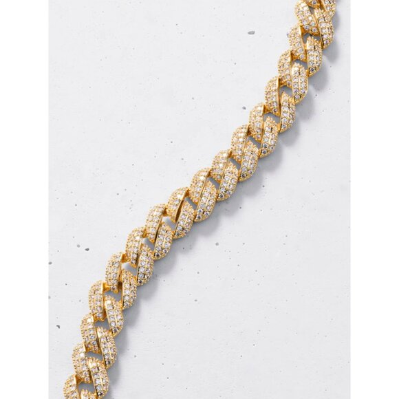 Elegant Gold Bracelet with Sparkling Accents - Picture 2 of 7